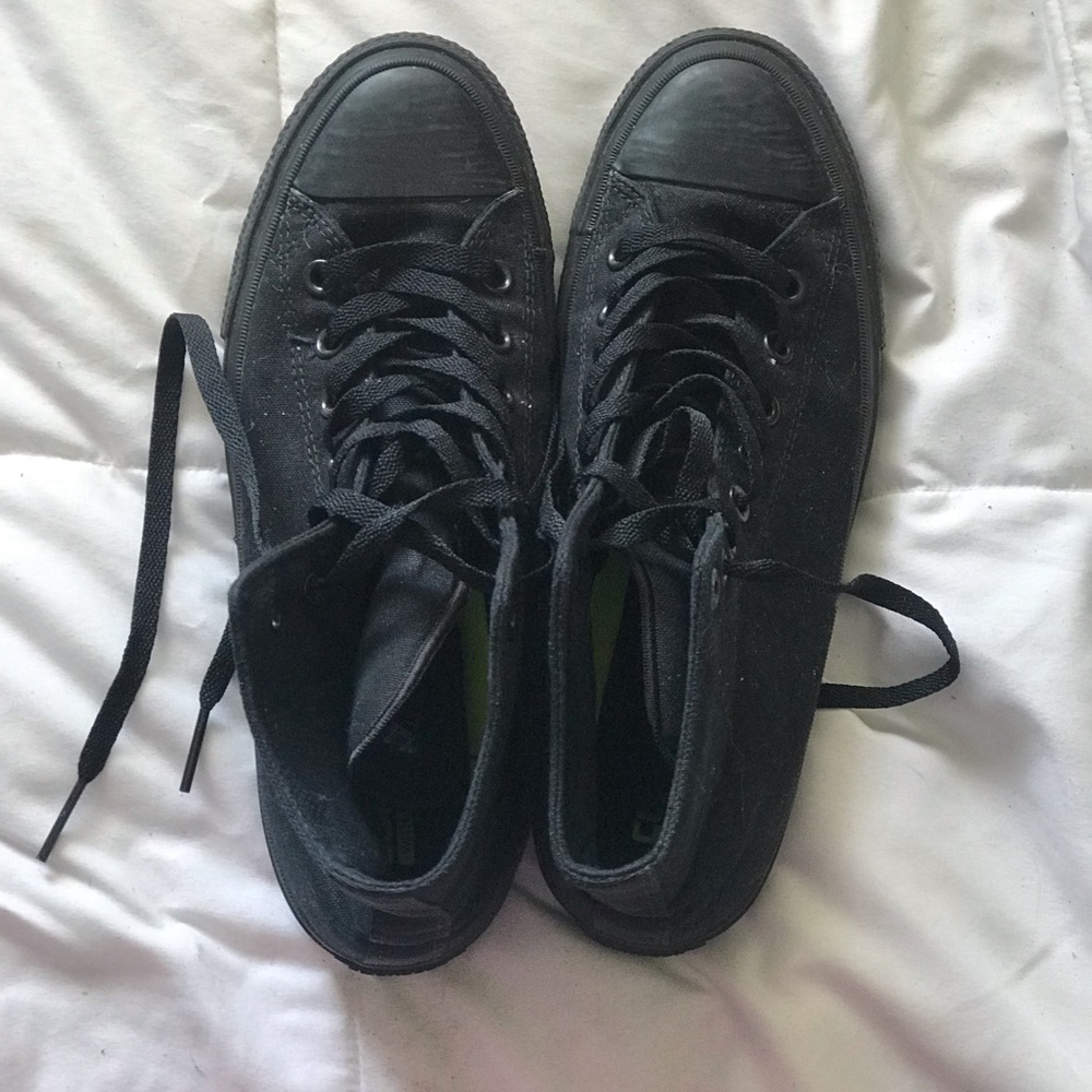 Unisex Black High-Top Converse